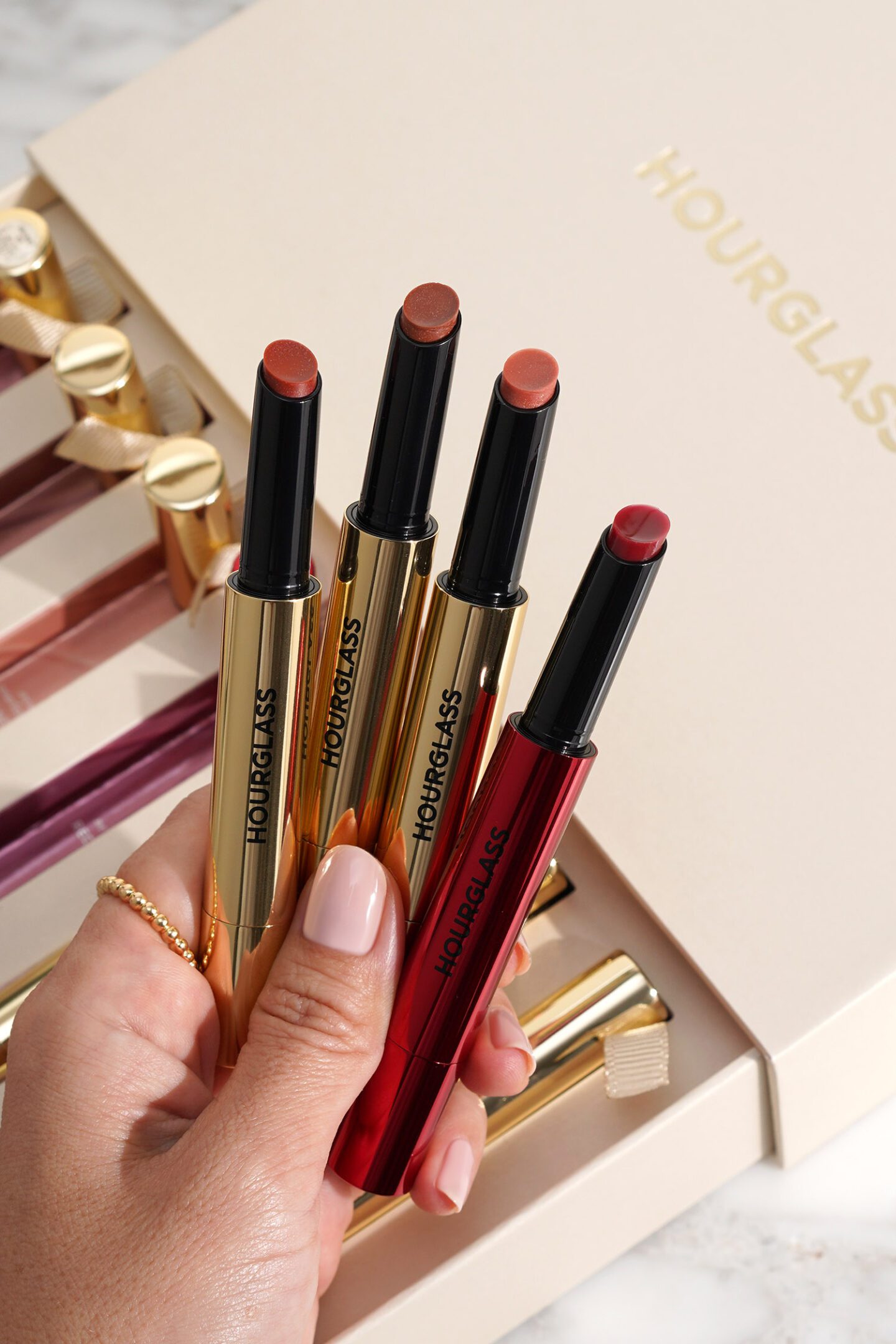 Hourglass Phantom Volumizing Glossy Lip Balm