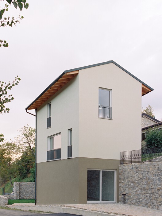 Private House Val Trebbia / Studio Pietro Todeschini + Studio Paolo Pagani - Exterior Photography, Facade, Balcony