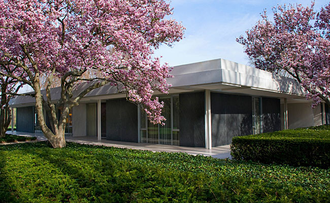 Mid-Century & Mid-Western: Tracing the Modernist Movement in America’s Industrial Corridor - Image 9 of 15