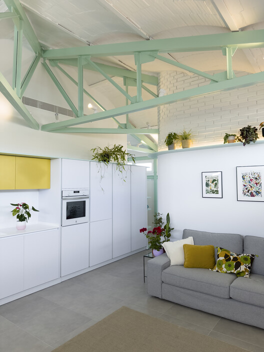 House JN109 / SUAV - Interior Photography, Living Room, Lighting, Chair, Glass