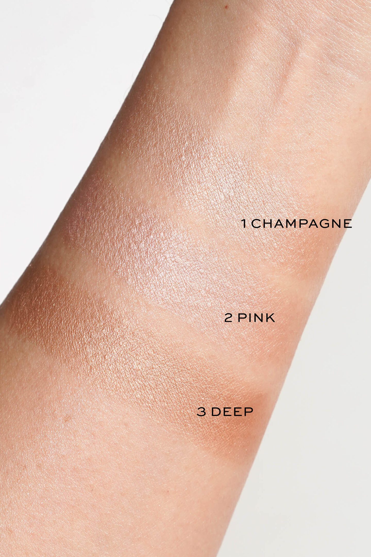 Prada Light Glowing Highlighter Powder swatches