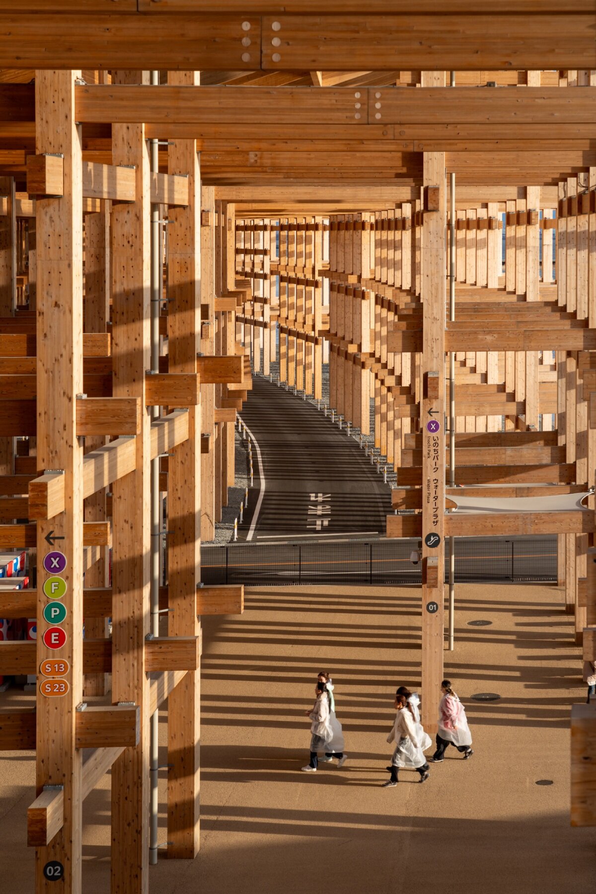 william mulvihill captures material intricacy of sou fujimoto’s grand ring at expo 2025 osaka