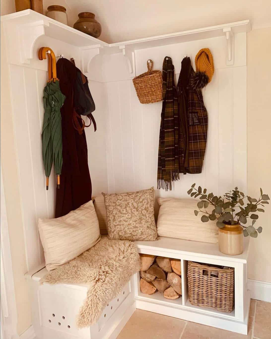 IKEA KALLAX Hacks - bootroom