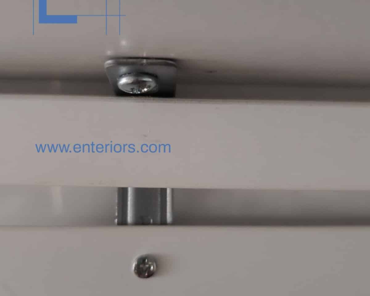 Mount the Top Organizer to the Cabinet