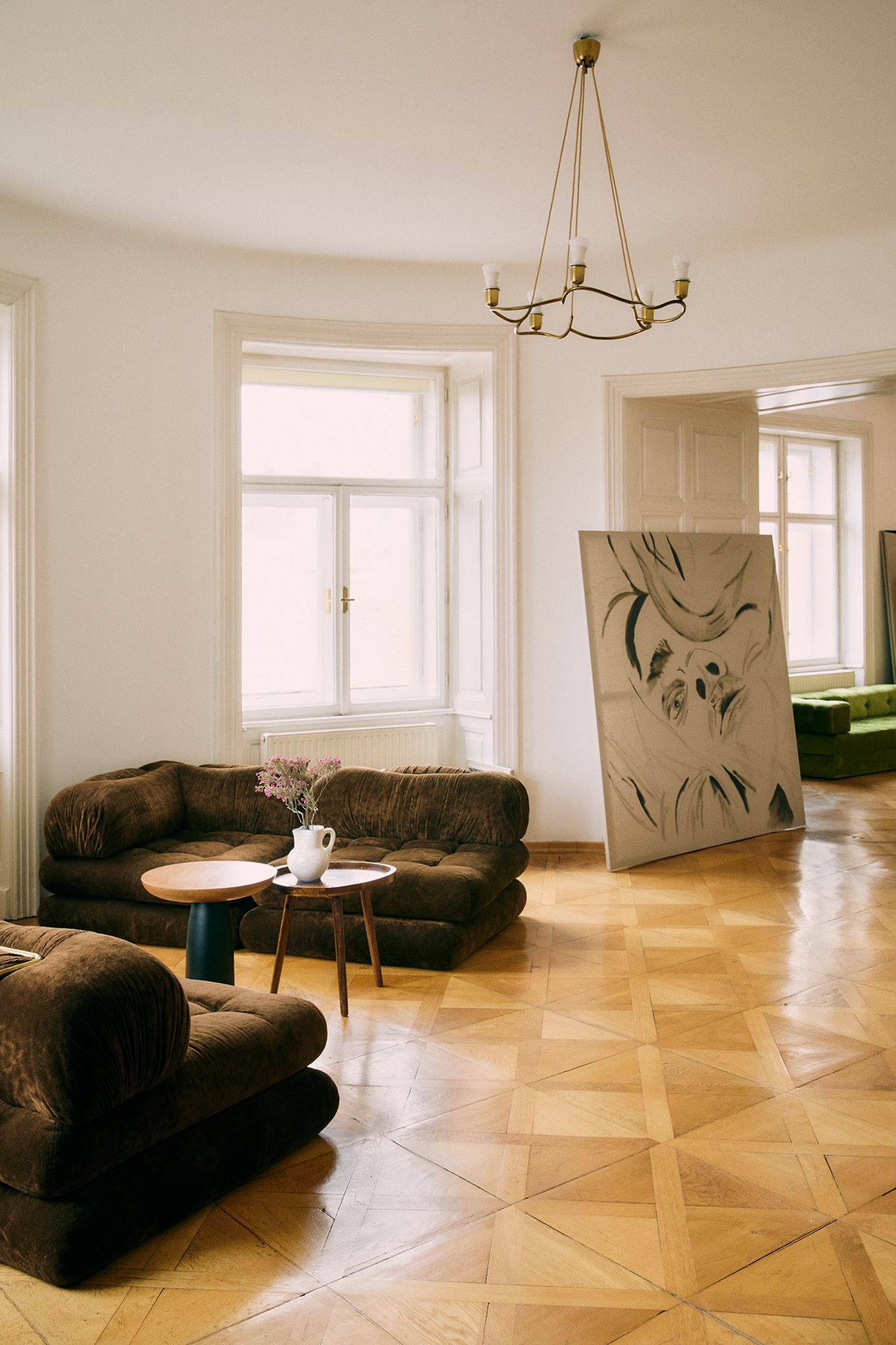 Kunst von Anouk Lamm Anouk in ihrem Atelier in Wien