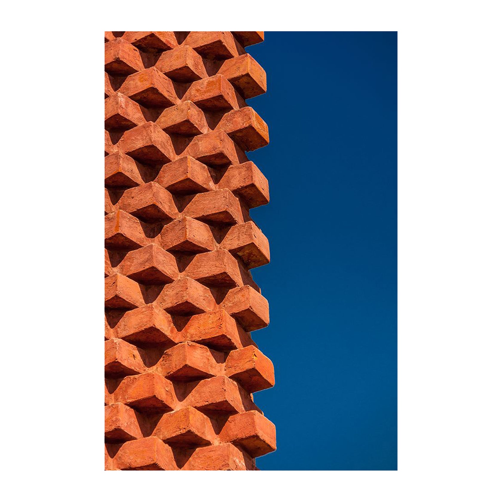 © Sfuurrna Akrriitt