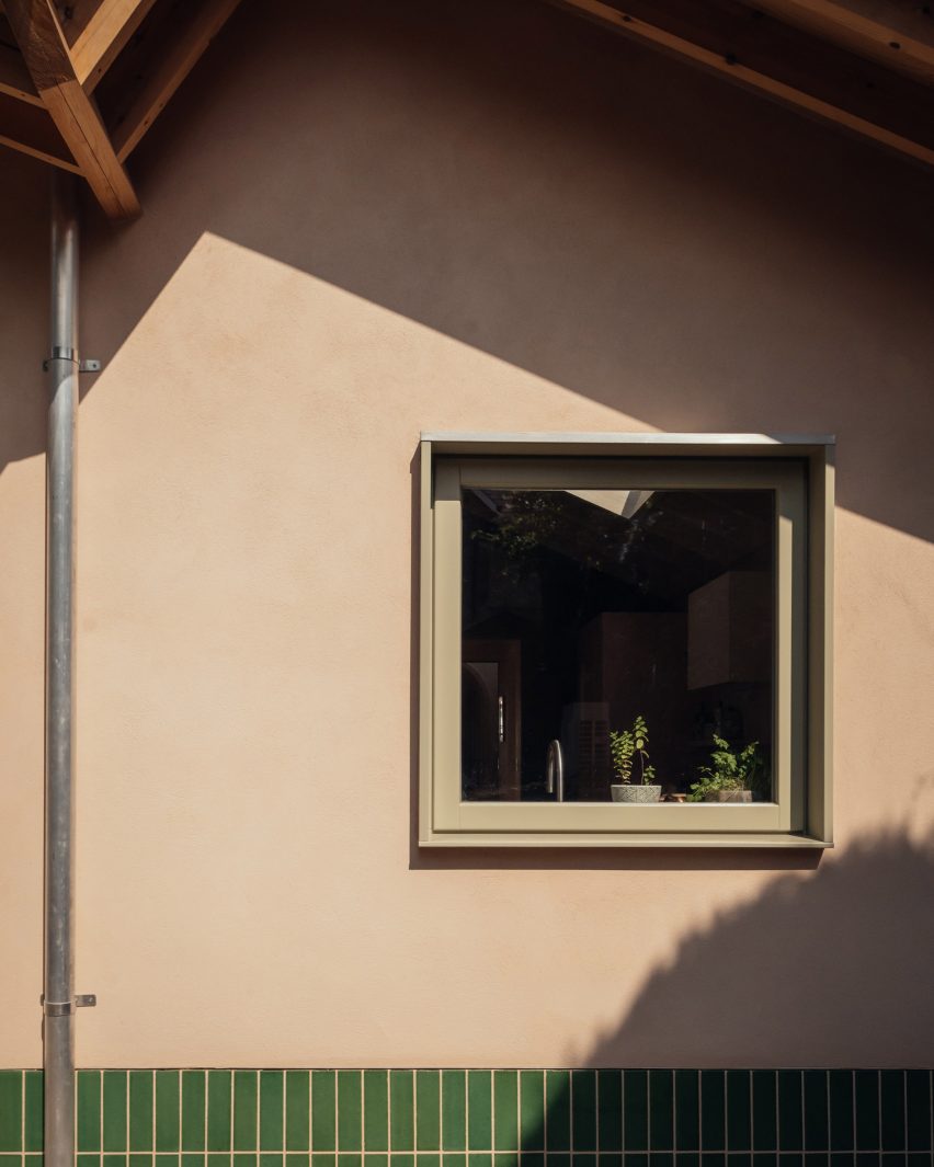 Close-up of rear facade at London home by Atelier Baulier