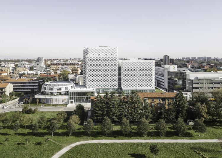 OpenZone Towers / AMDL CIRCLE - Exterior Photography, Facade