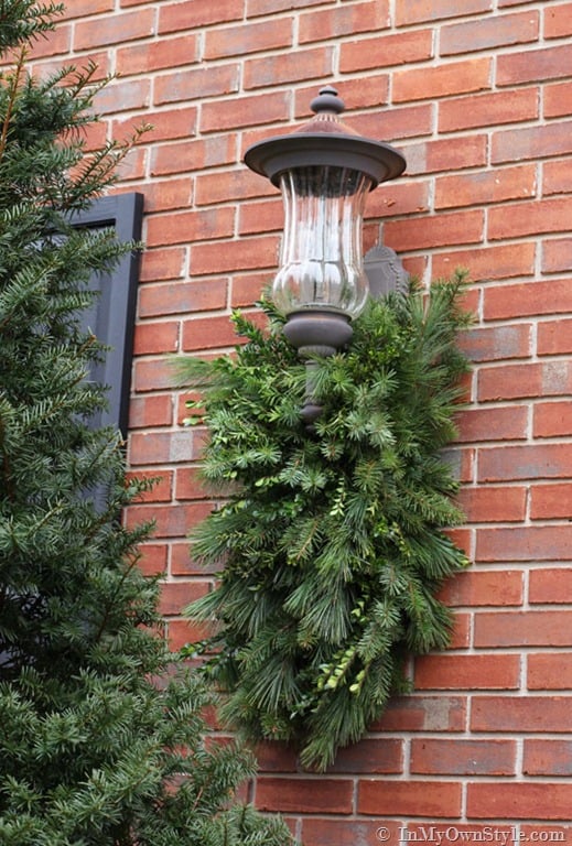 Hang-it-up.jpg Exterior Holiday Decorating Ideas