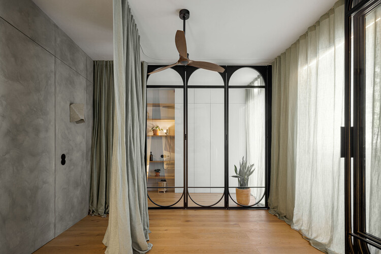 Urban Retreat / Atelier Réalité - Interior Photography, Wood, Lighting, Door, Glass